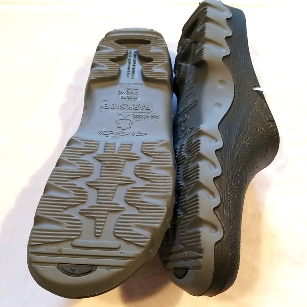 Men's  Garden Clogs - Picture 3 of 7